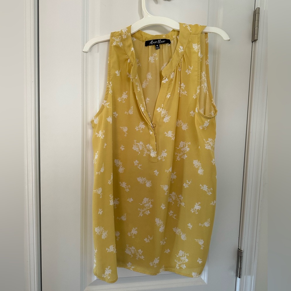 Alice Blue Simona Henley Blouse - Mustard - Size M